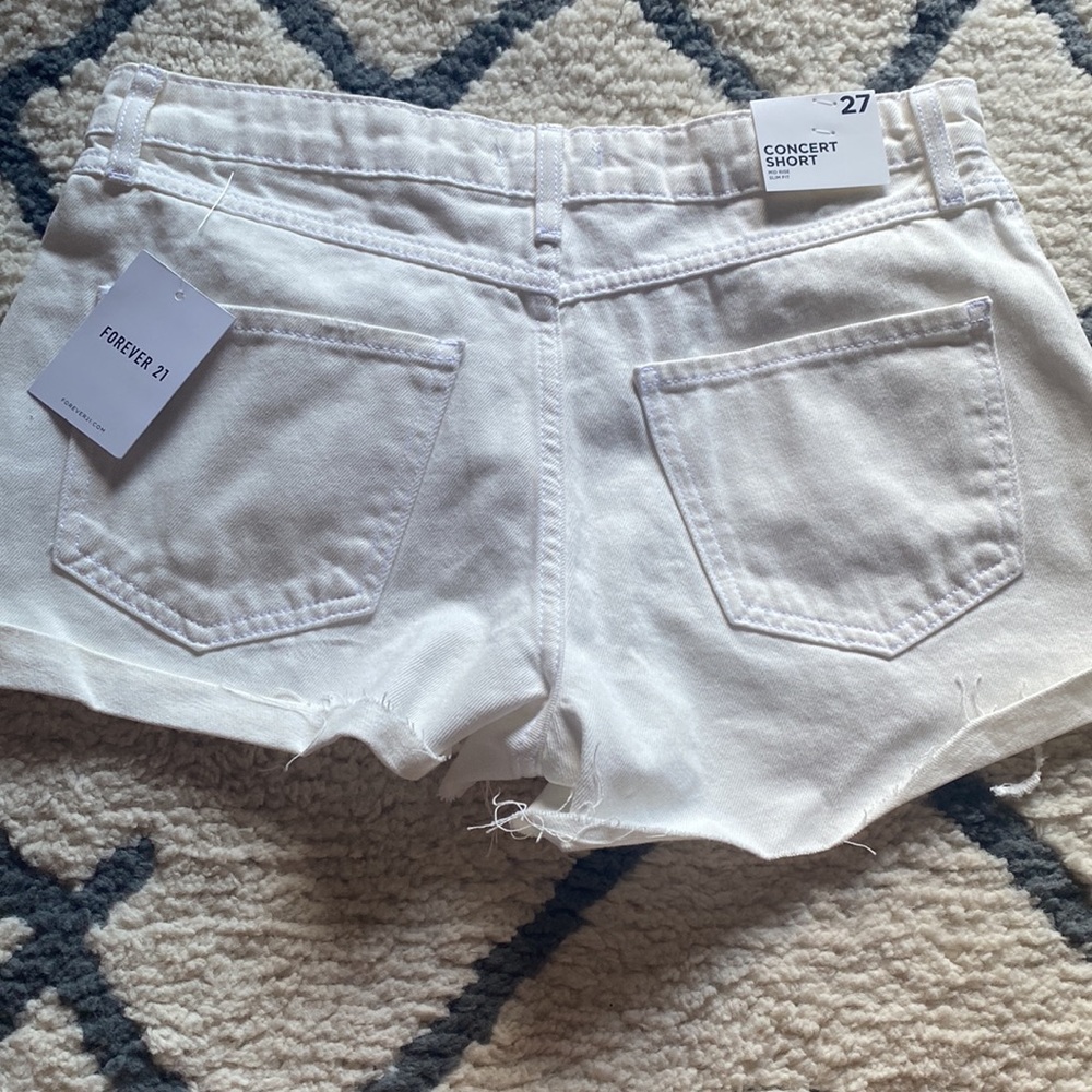 Mid Rise Concert Shorts - Picture 4 of 4